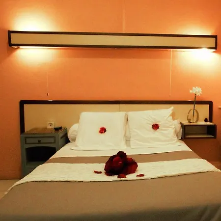 Hotel Innova Cardabella