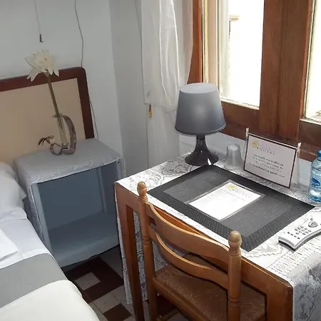 Hotel Innova Cardabella *
